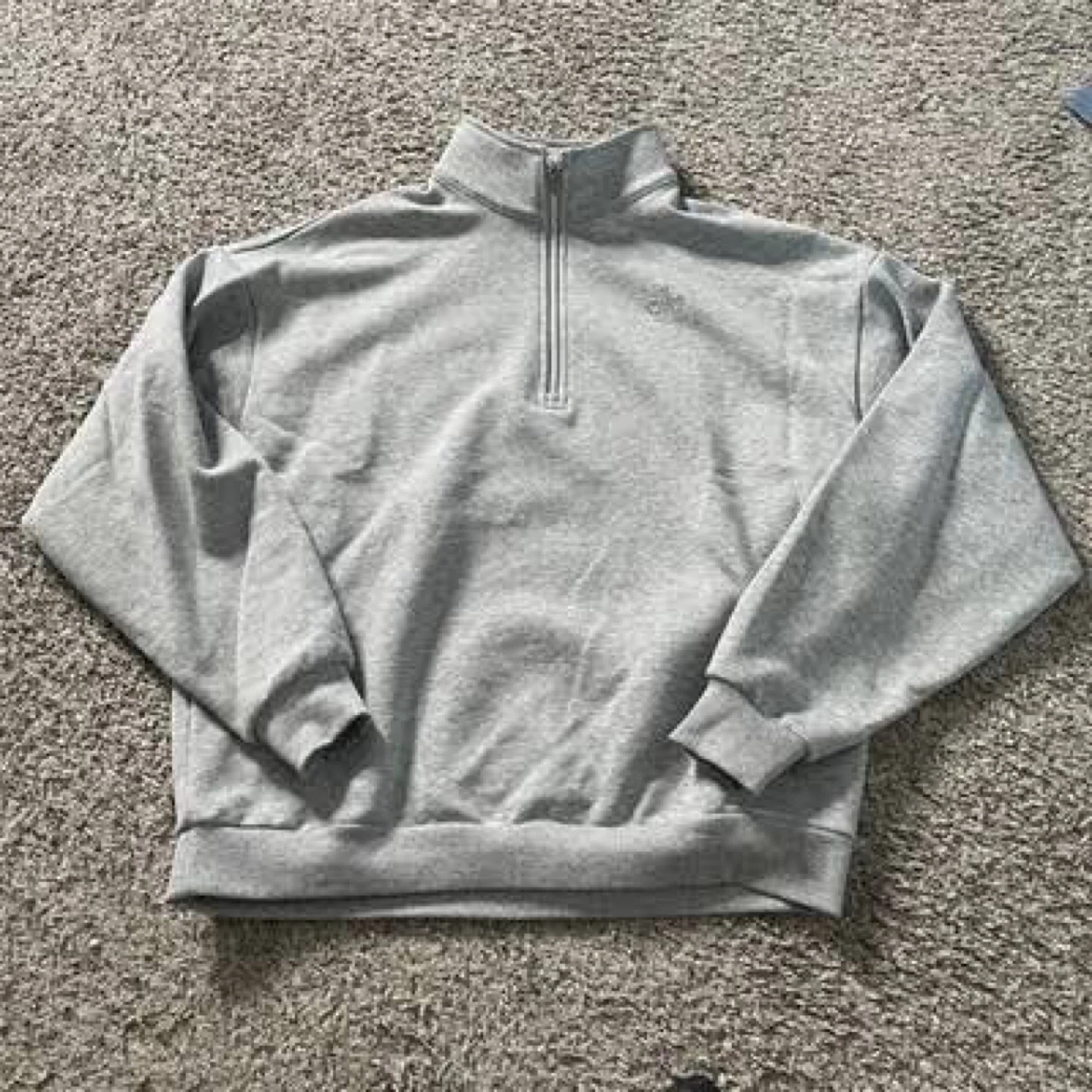Alo Yoga Quarter Zip Sweatshirt - Grey