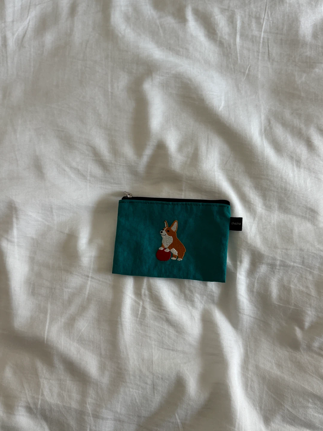 Corgi embroidered coin pouch