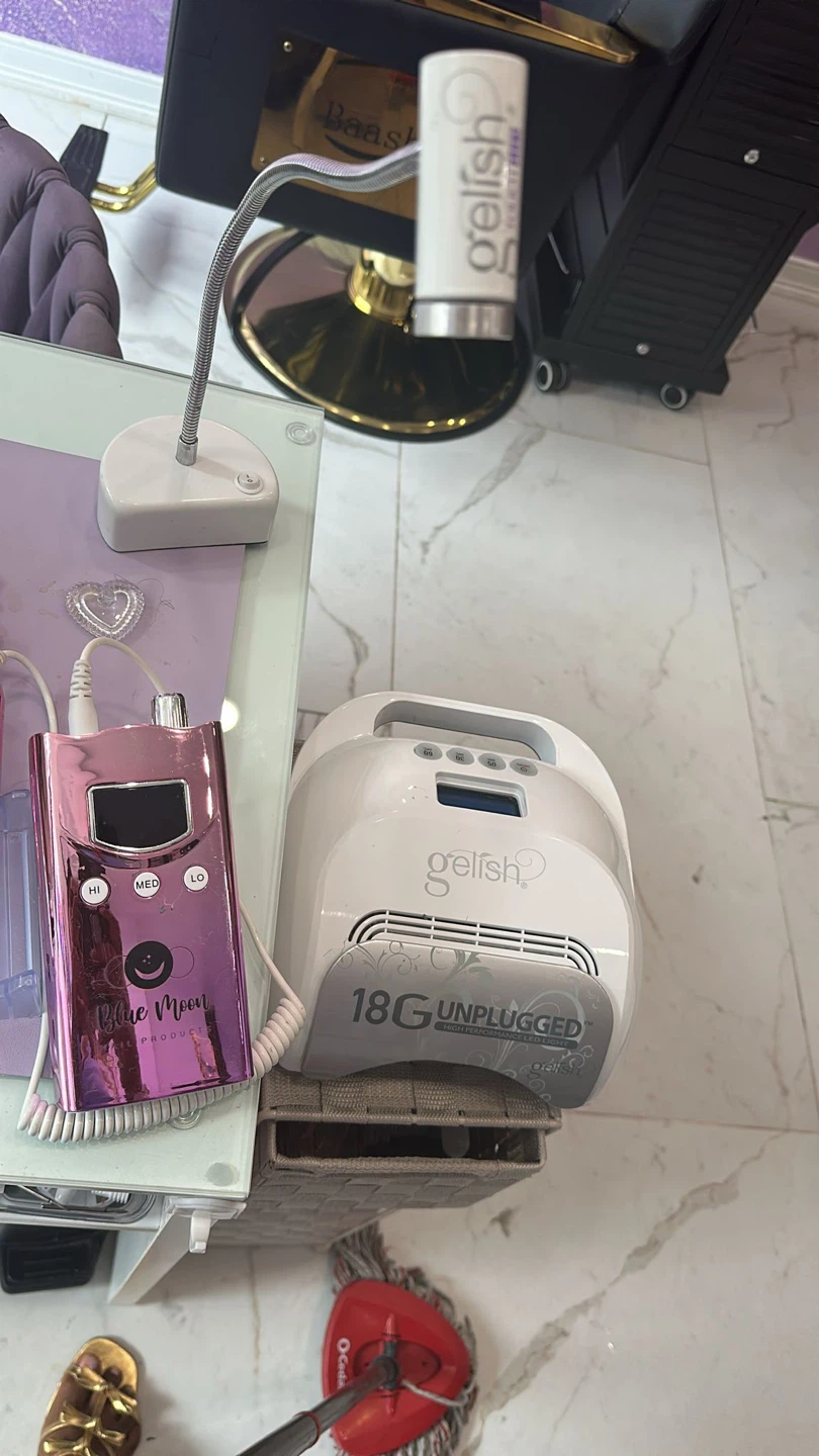 Gelish 18G Unplugged High Performance LED Light