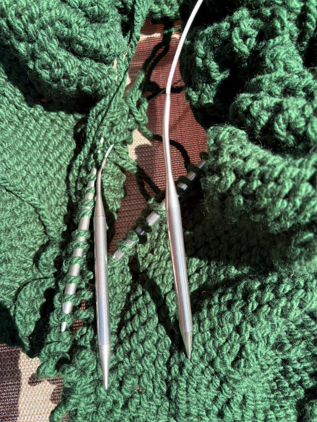 Green Knitting Yarn with Needles and Pattern Sheet - photo 4