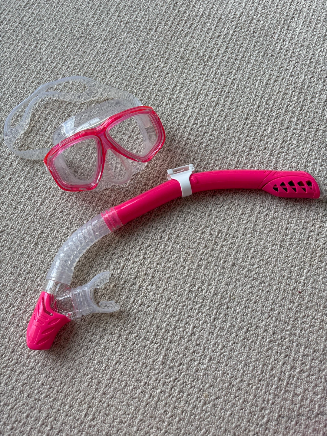 Pink Snorkel Set