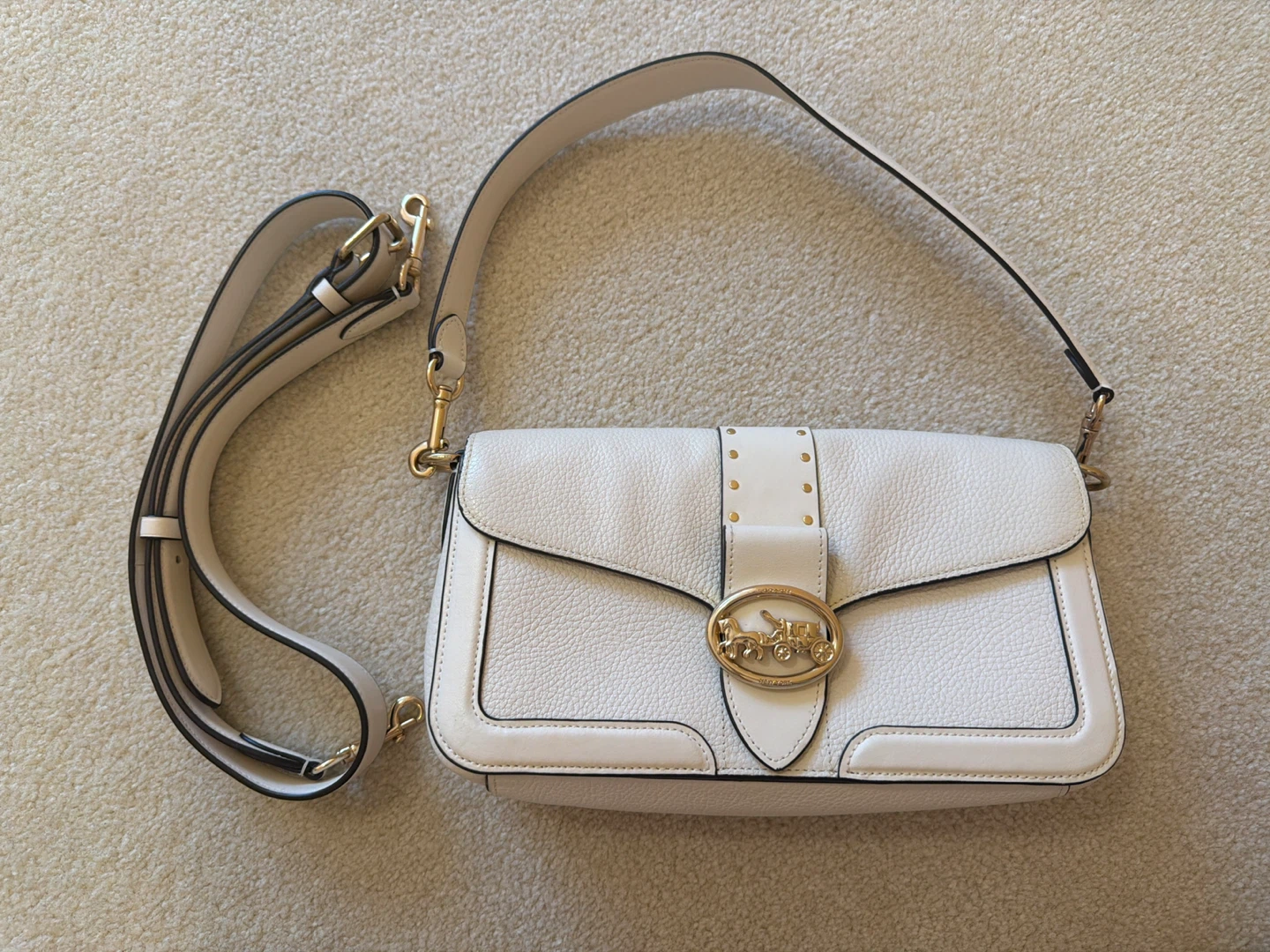 Coach White Leather Shoulder Bag with Gold Hardware