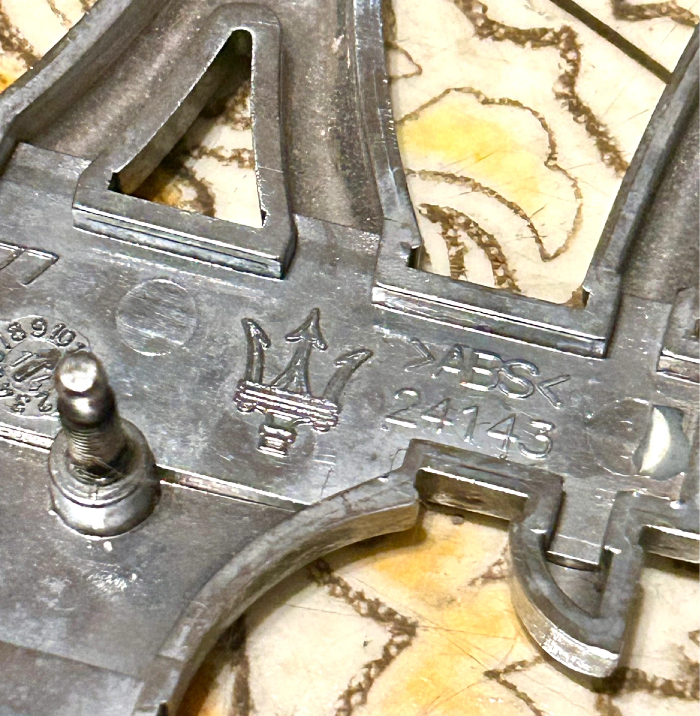 Maserati Trident Emblem Badge - photo 4