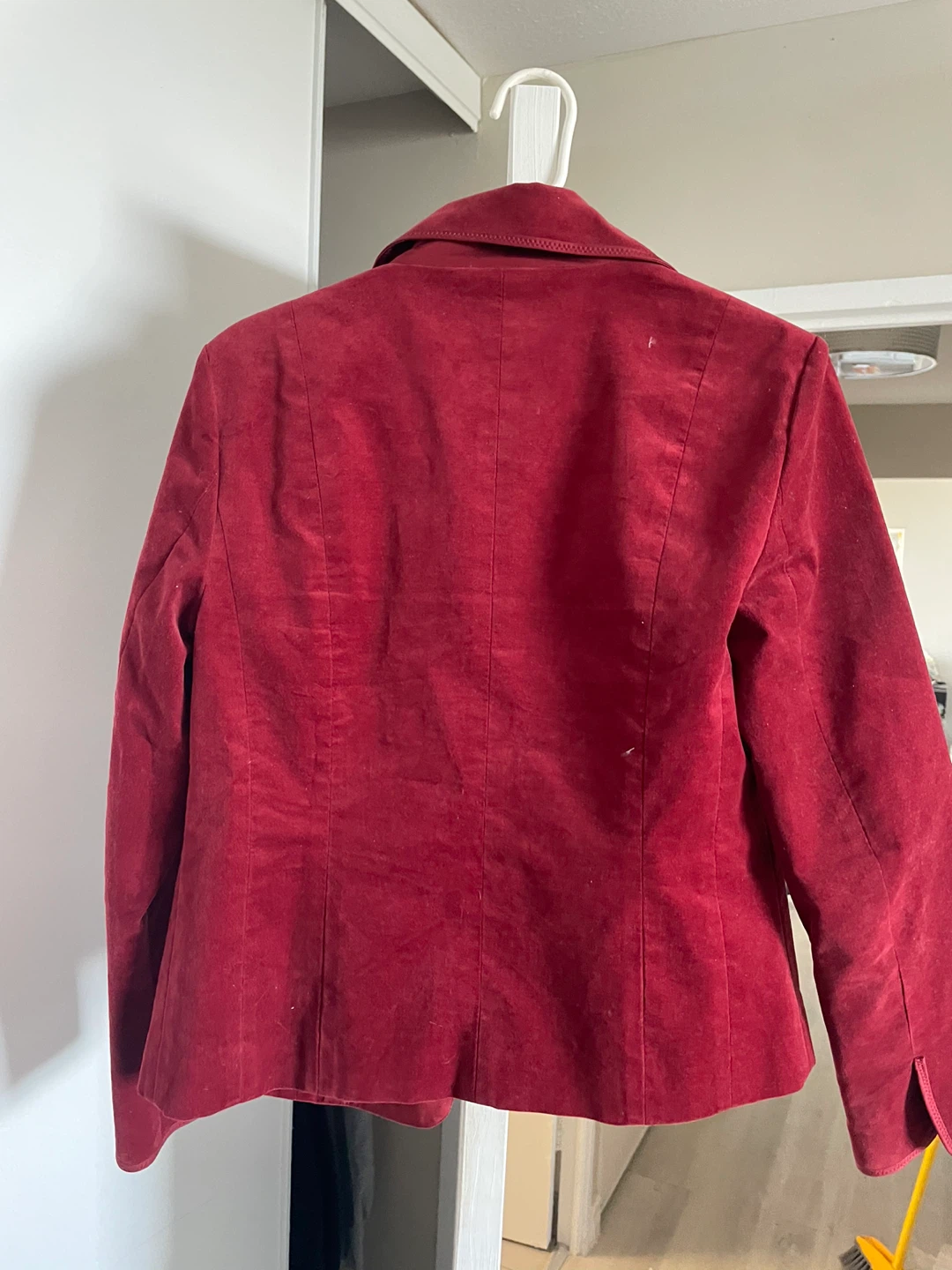 Red Velvet woman’s blazer - photo 2