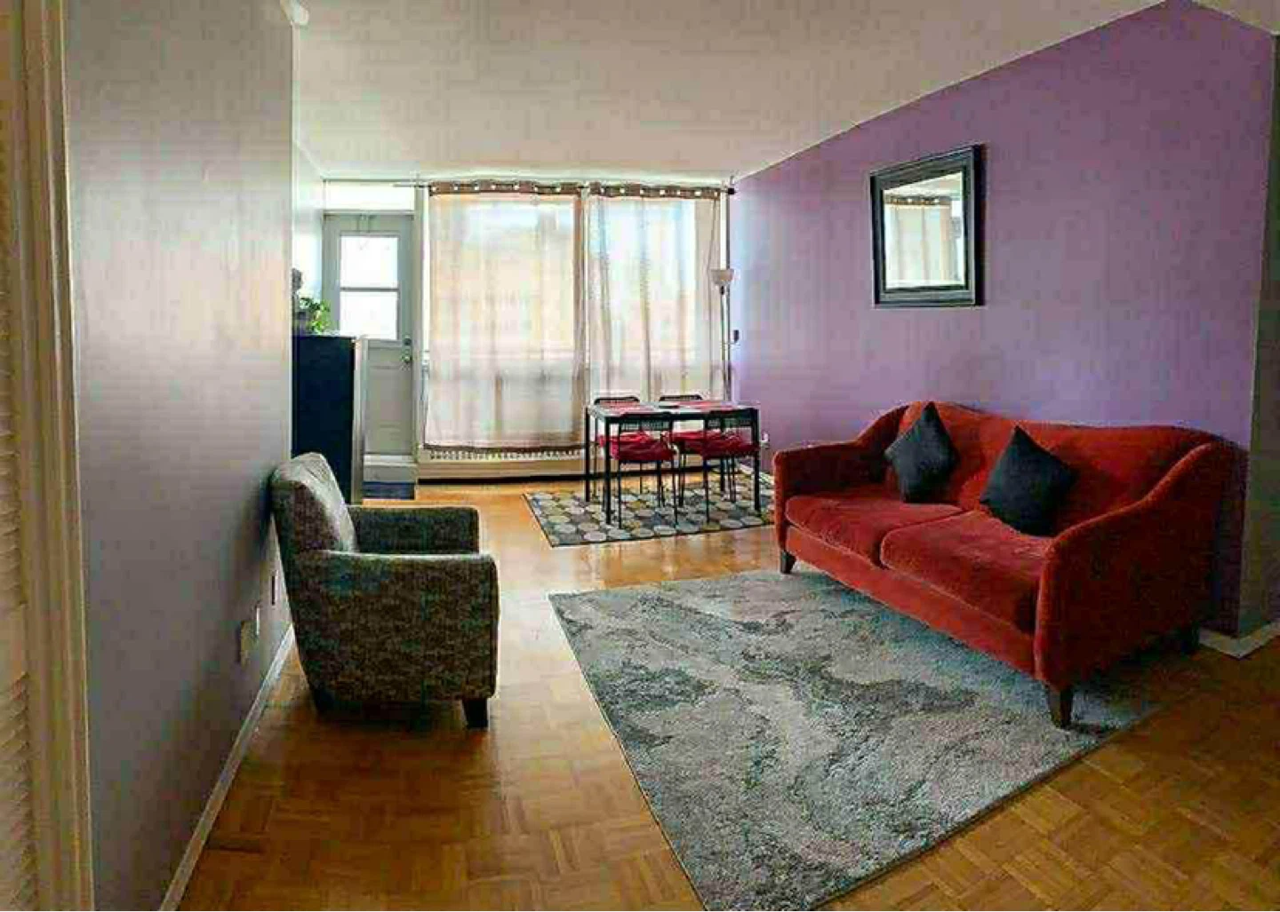 Queen Bed with High Table and Chairs - photo 3