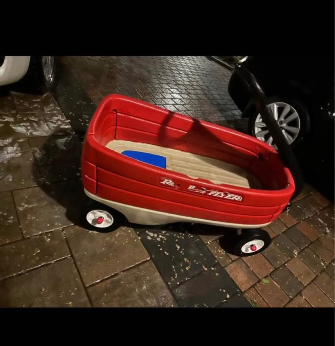 Radio Flyer Red Classic Wagon - photo 4