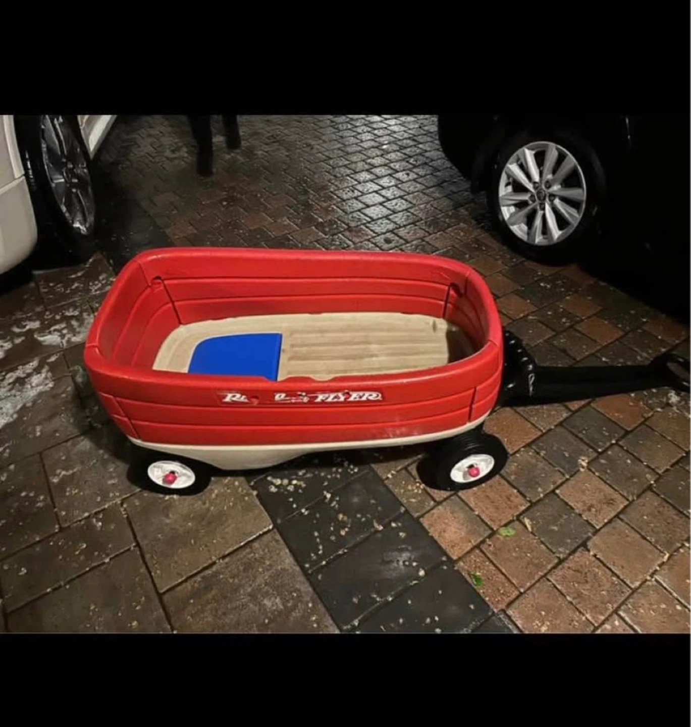 Radio Flyer Red Classic Wagon