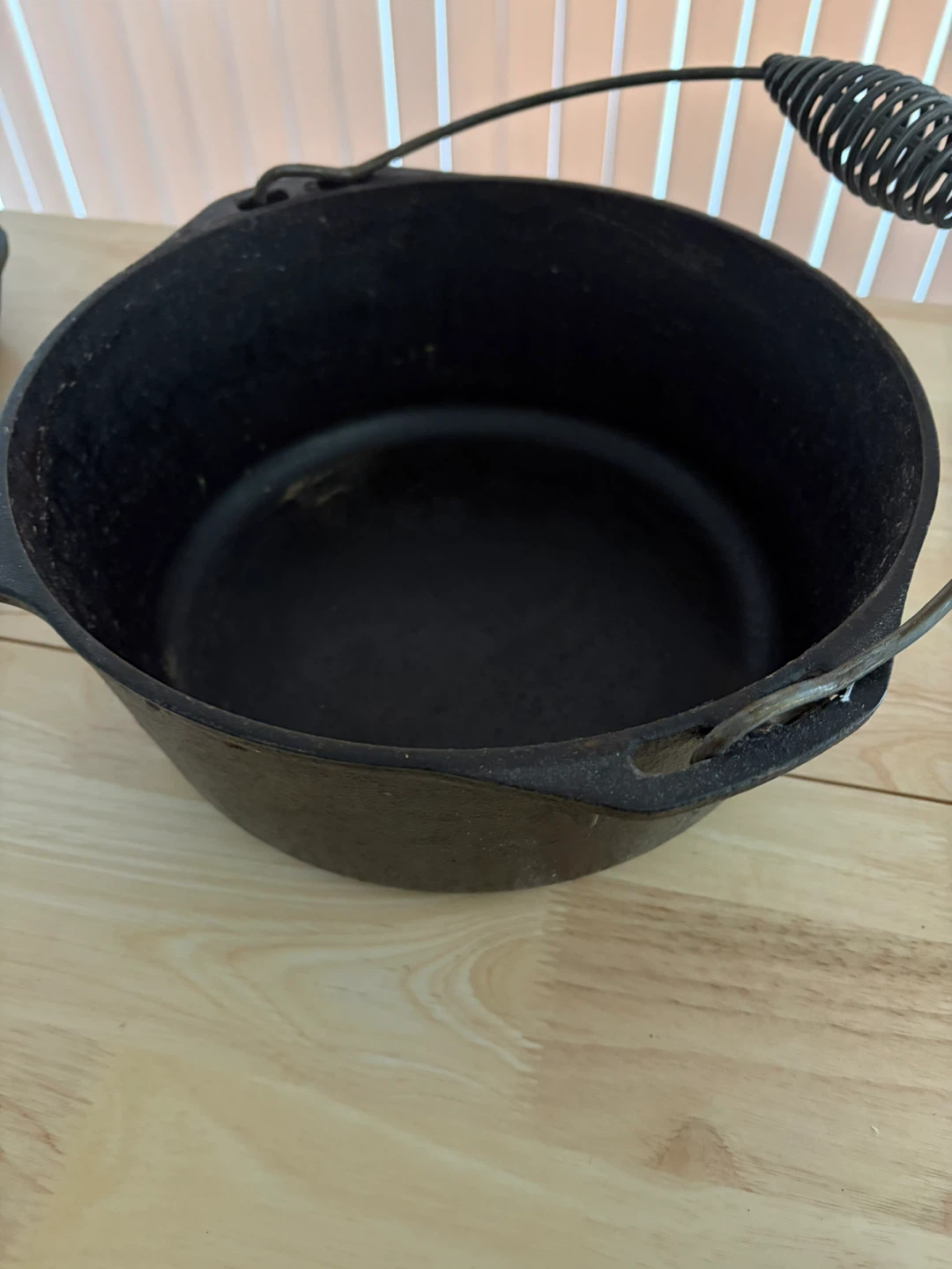 Lodge Cast Iron Dutch Oven - photo 2