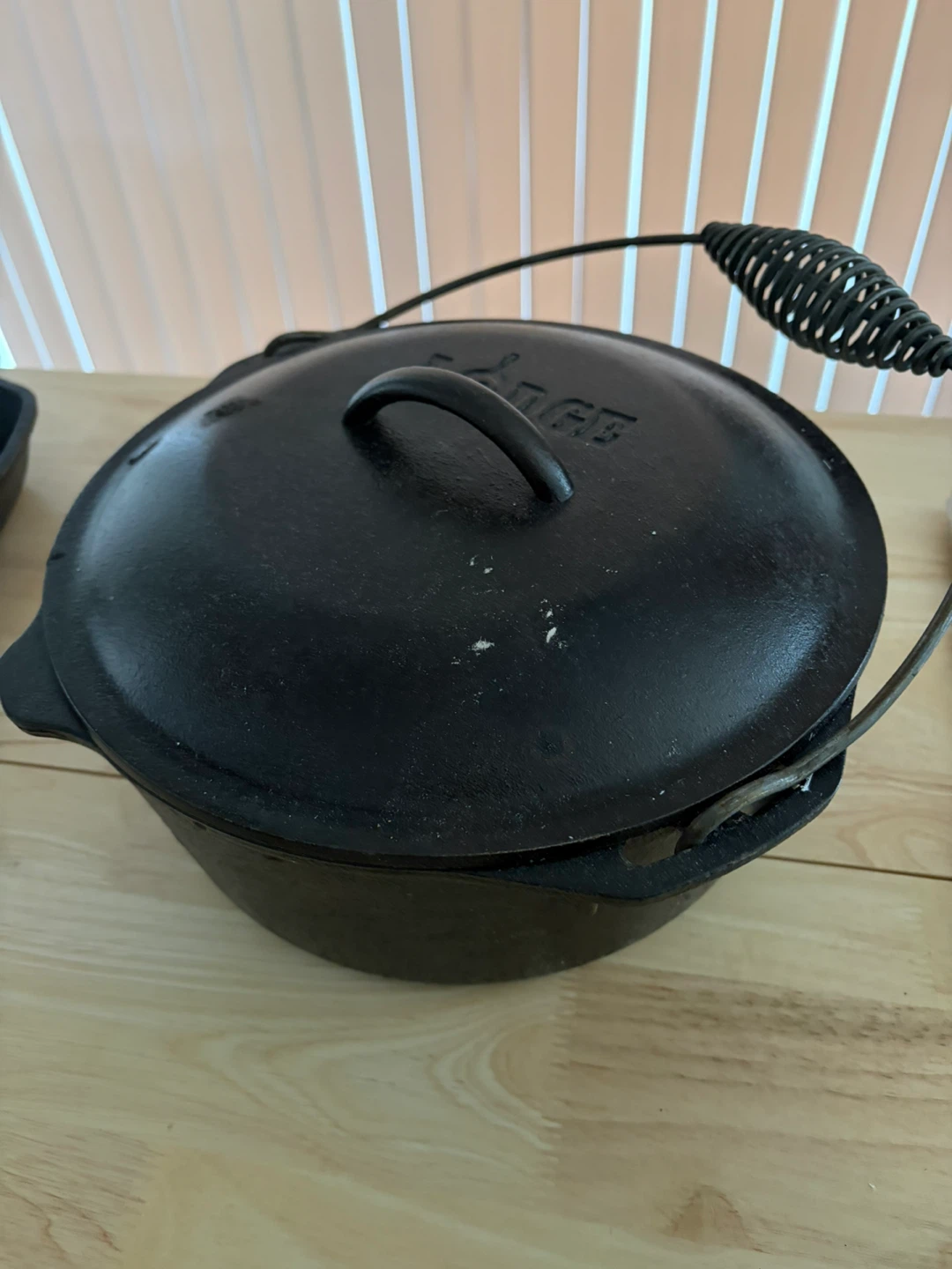 Lodge Cast Iron Dutch Oven