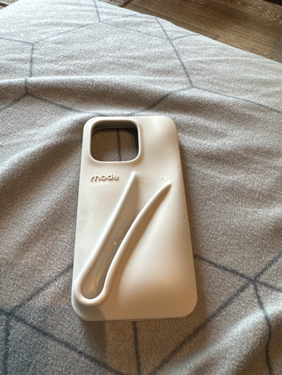 Rhode Phone Case with Grip for lipgloss  iphone 13 pro