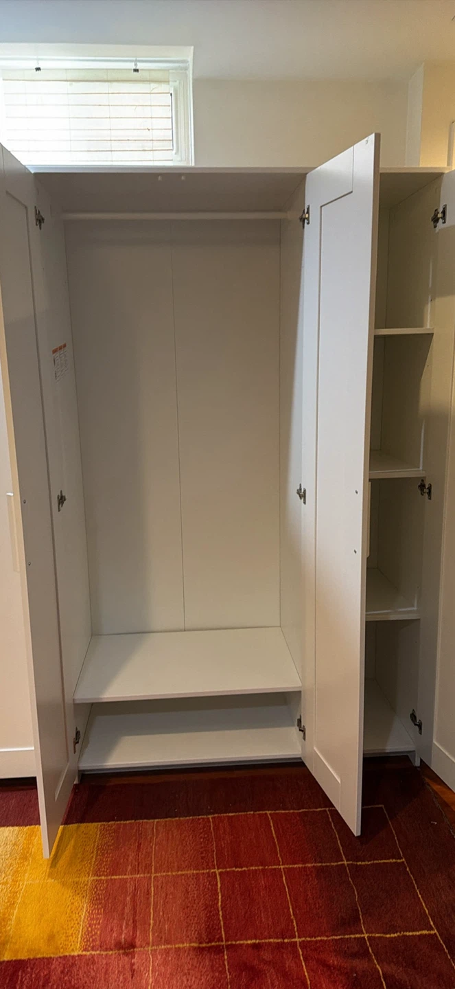 White 3-Door Wardrobe with Mirror - photo 2