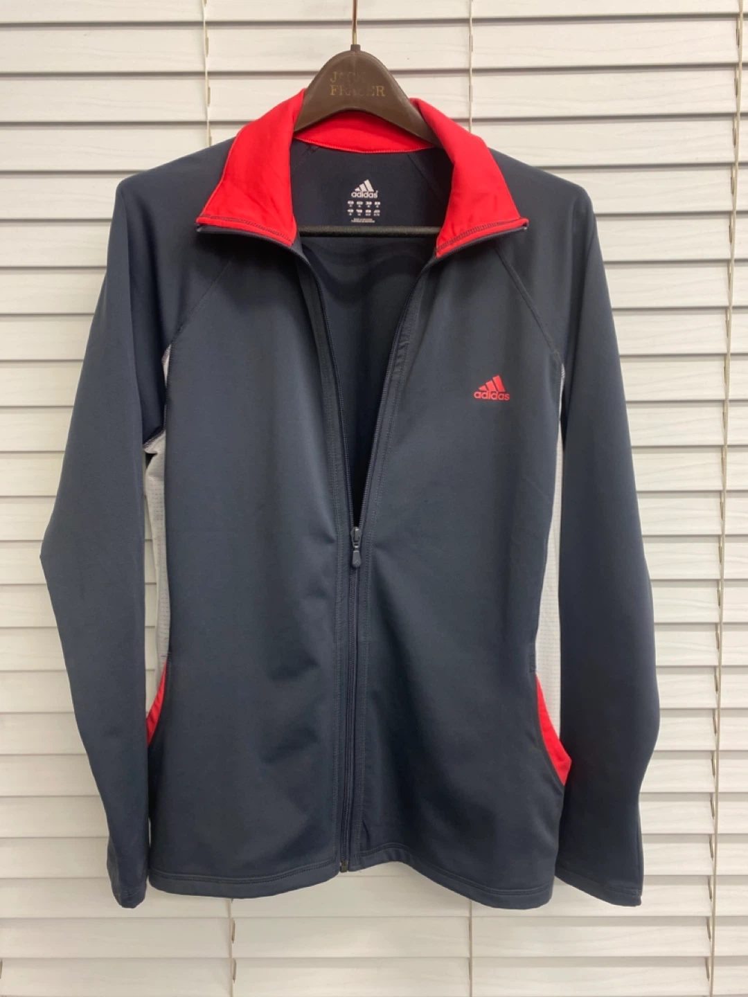 Adidas Full-Zip Thermo System Track Jacket Women’s - XL - photo 2