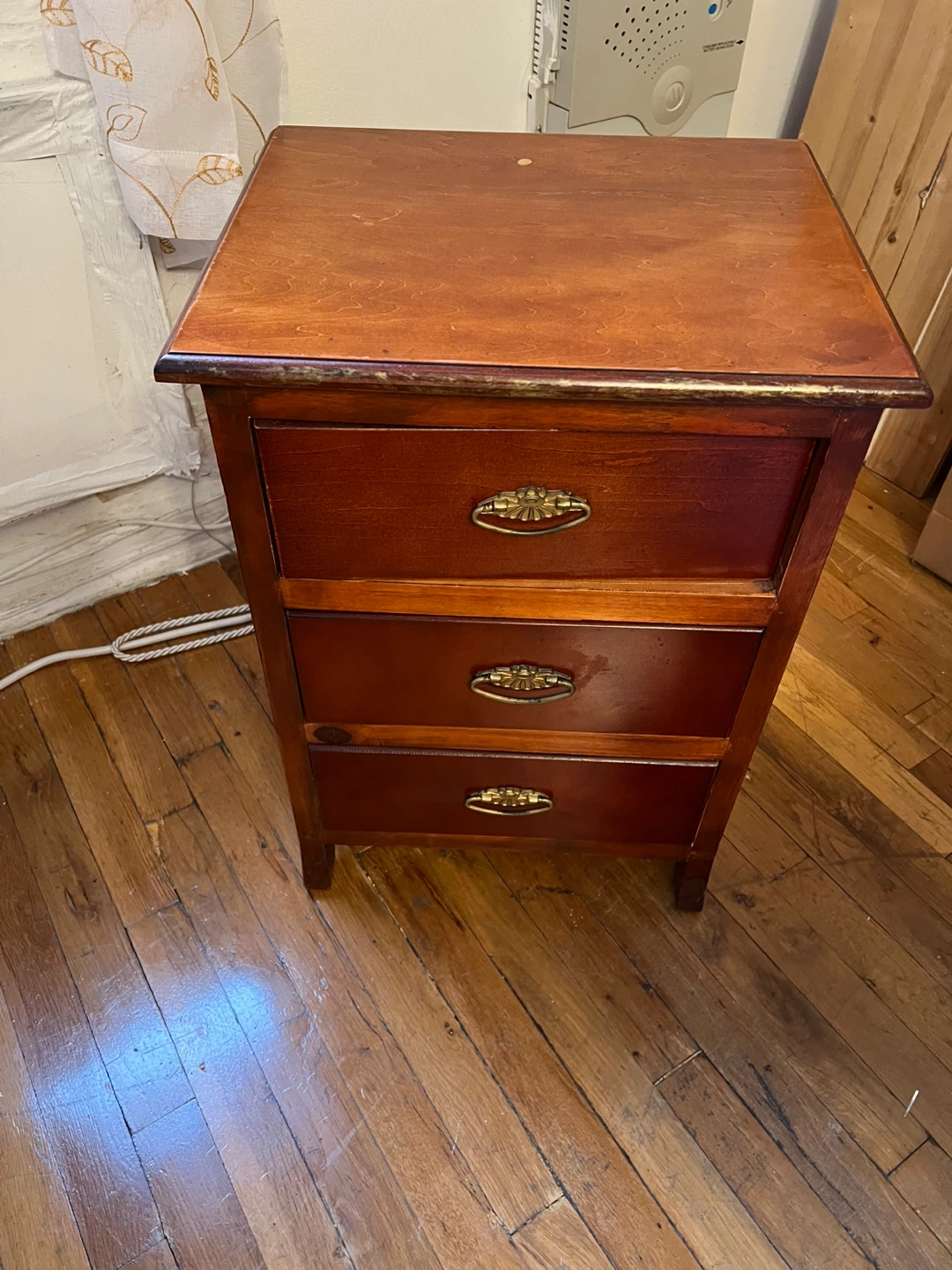 Wooden 3-Drawer Nightstand - photo 4