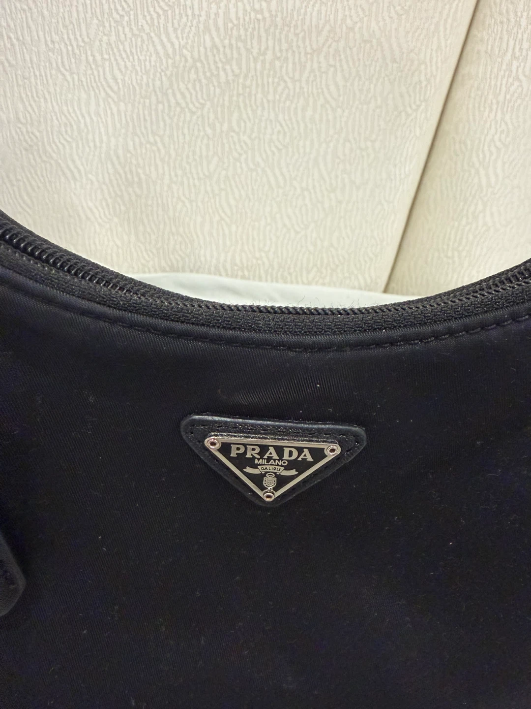 PRADA Re-Edition 2000 Shoulder Bag Black Nylon - photo 2
