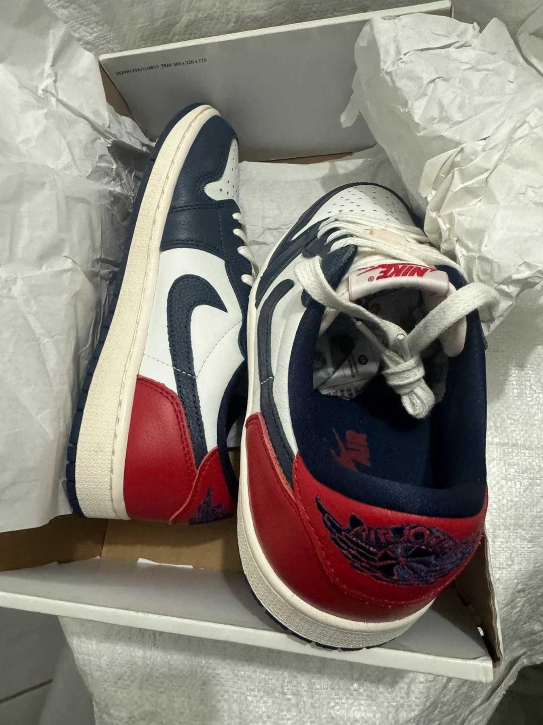 Nike Air Jordan 1 Retro Low OG Shoes Size 8 - photo 3