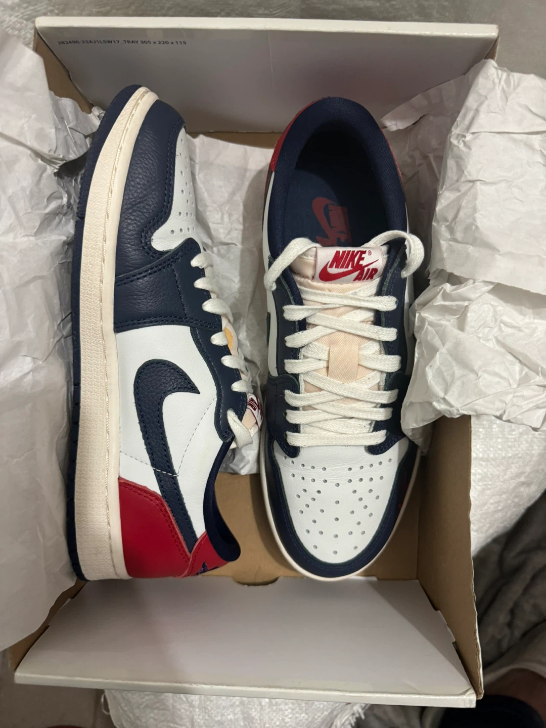 Nike Air Jordan 1 Retro Low OG Shoes Size 8 - photo 2