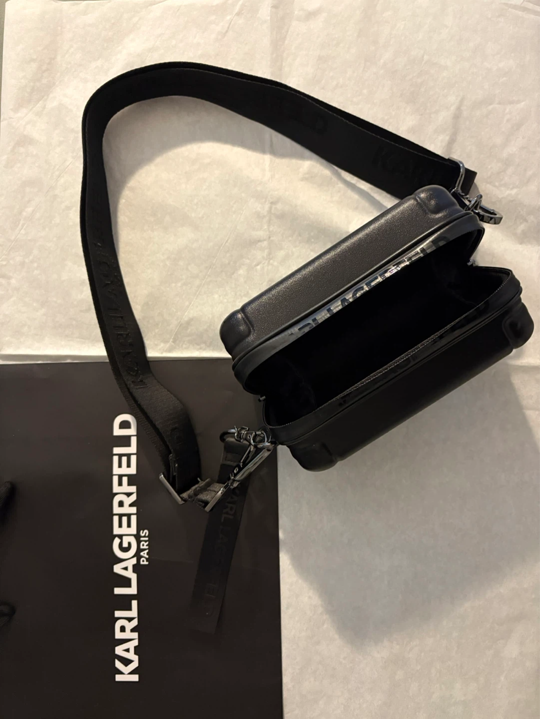Karl Lagerfeld Mini Trunk Bag Black - photo 3