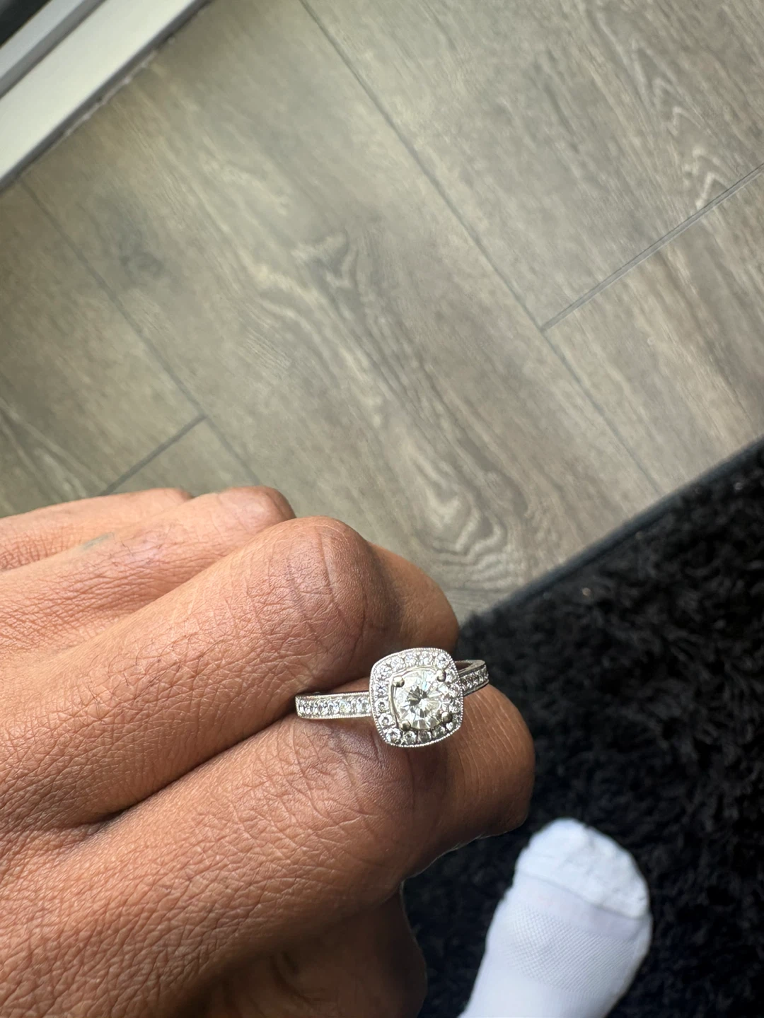 Diamond Engagement Ring - photo 3