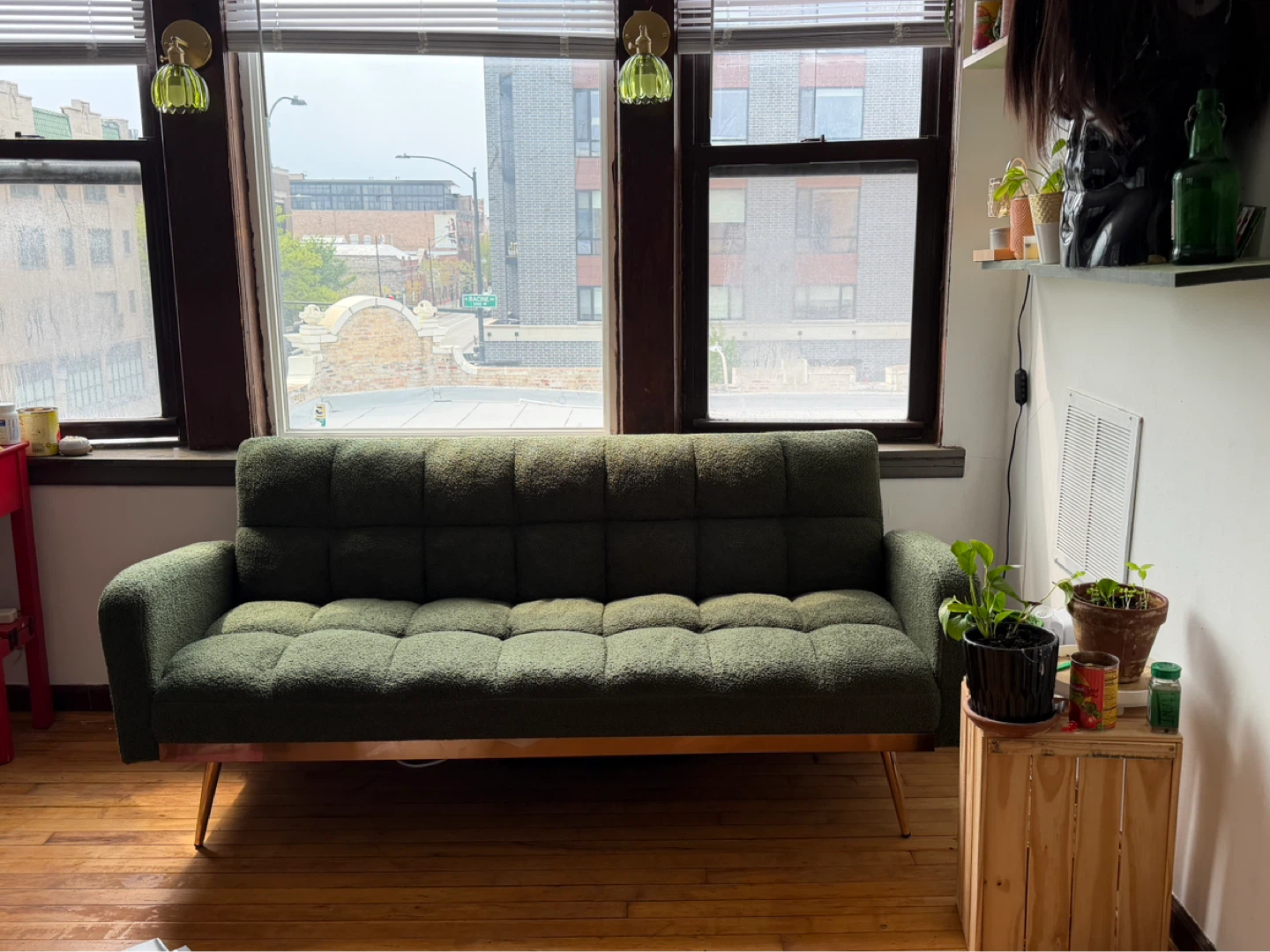 Dark Green Tufted Sleeper Couch (Great Condition!)