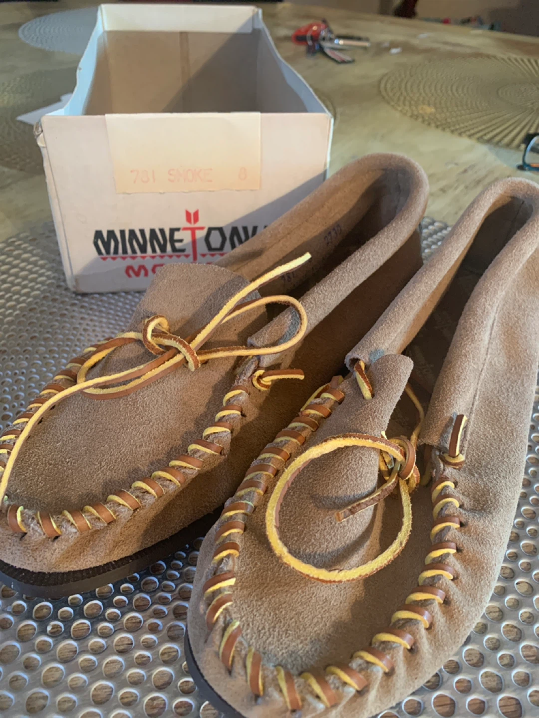 Minnetonka Moccasins Size 8