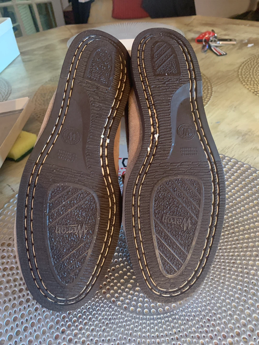 Minnetonka Moccasins Size 8 - photo 3