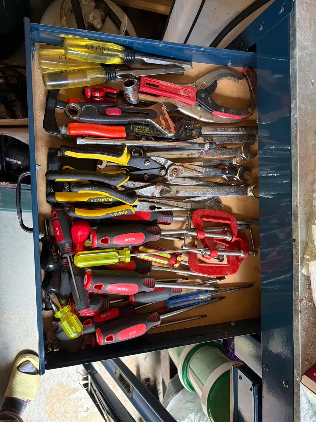 Large selection of generic Tools
