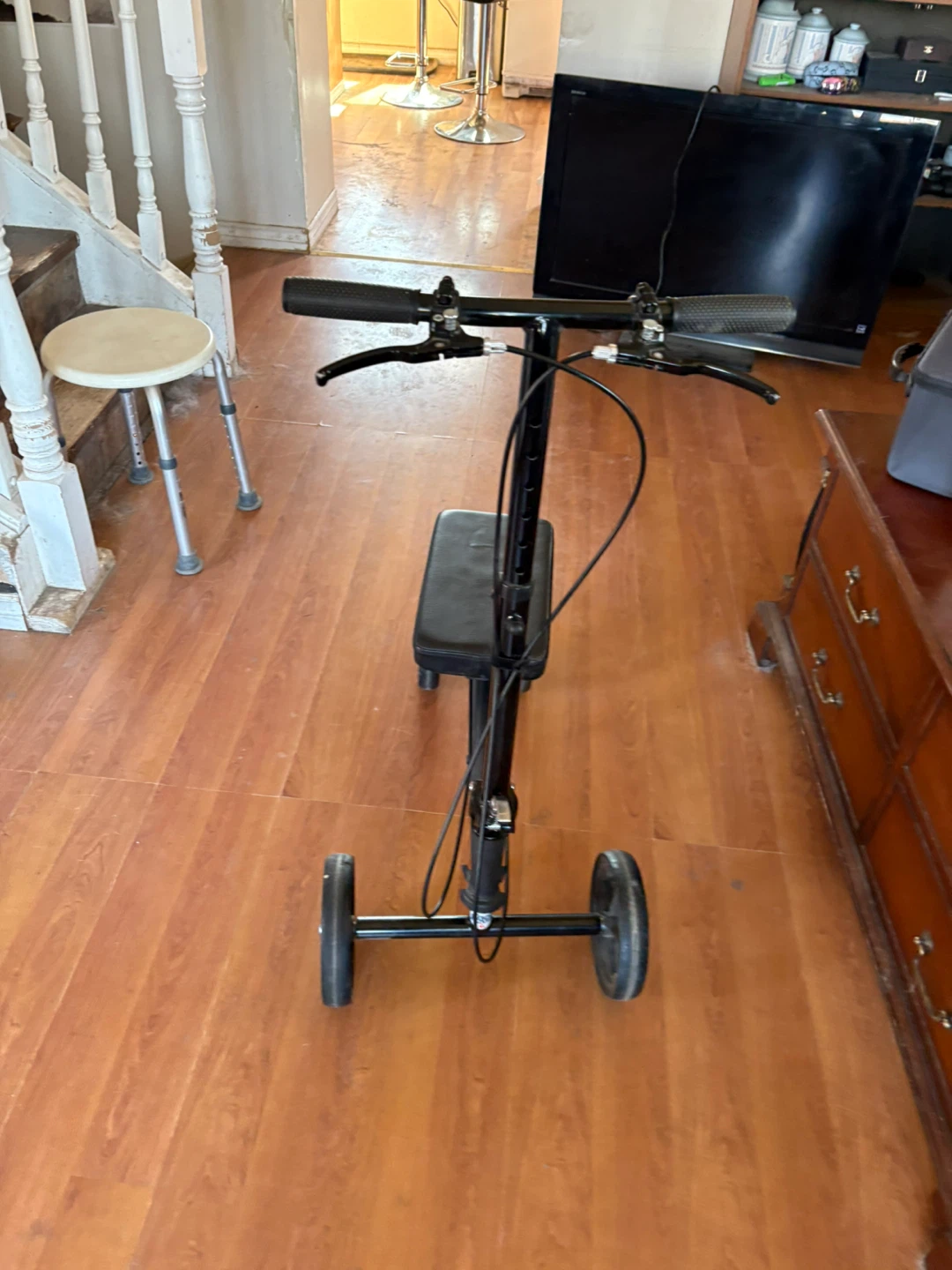 Knee Scooter