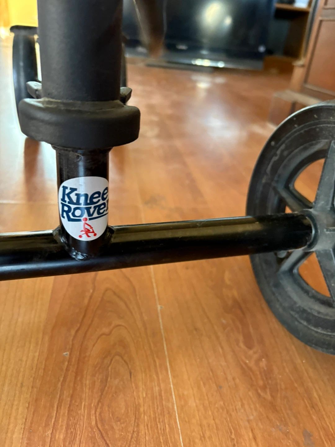 Knee Scooter - photo 2