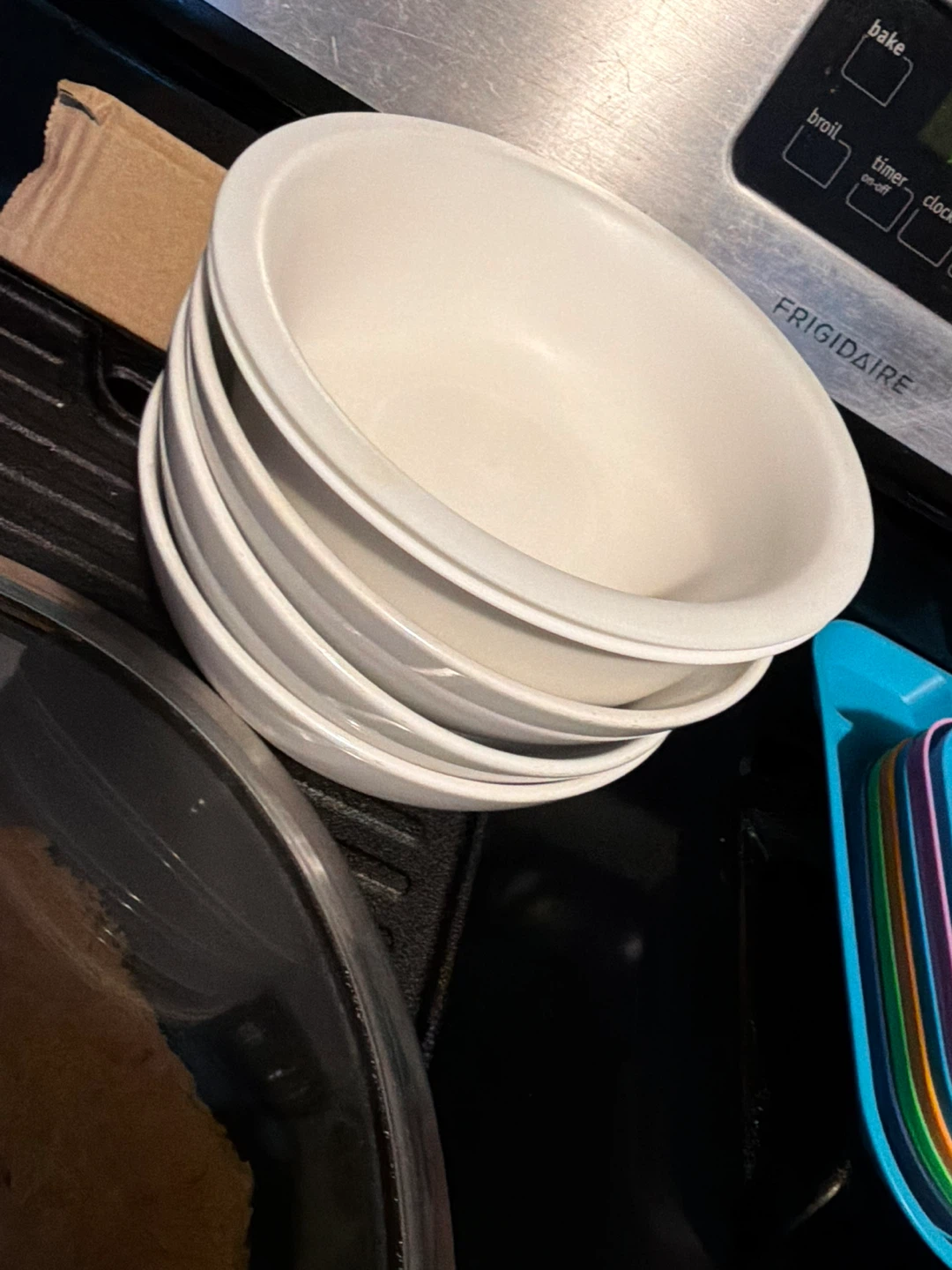 Plates and bowls - photo 3