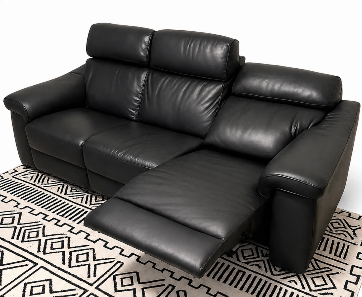 Natuzzi Black Leather 3-Seater Reclining Sofa