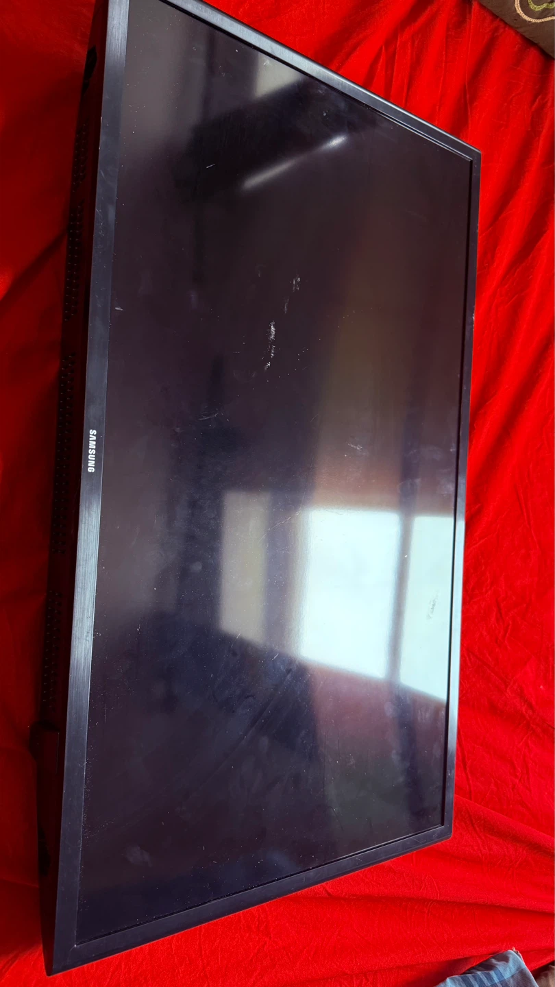 Samsung Flat Screen TV