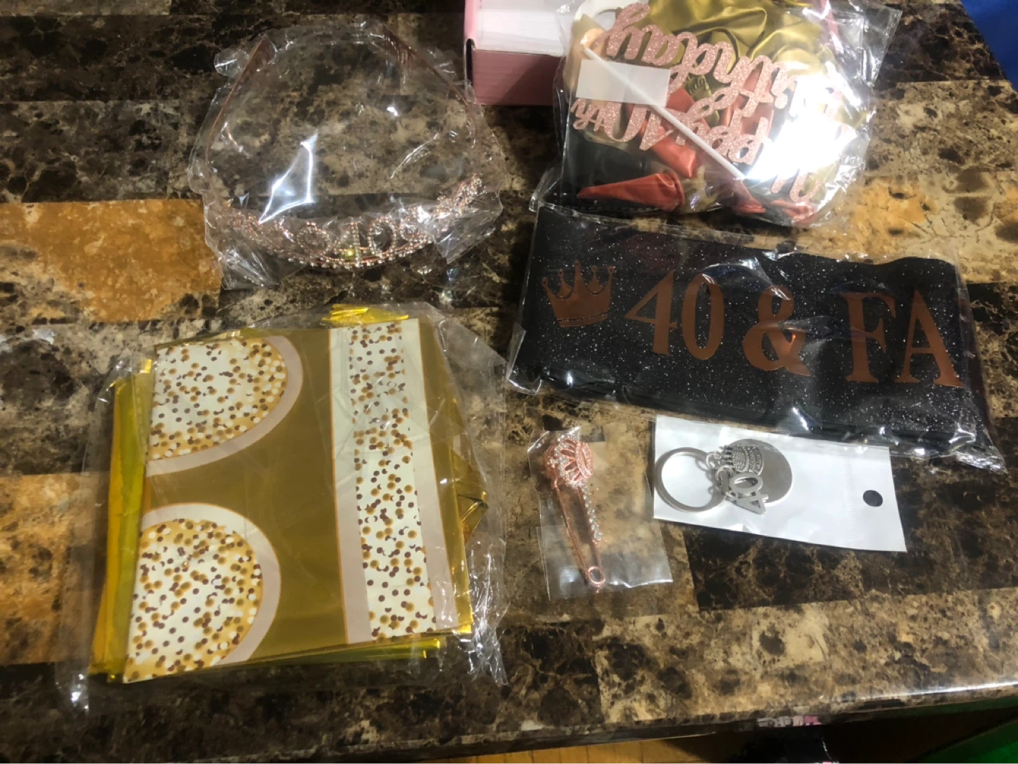 New-40th Birthday Party Decorations Set