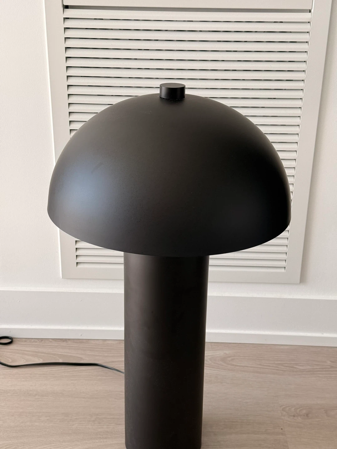 Black Modern Mushroom Table Lamp