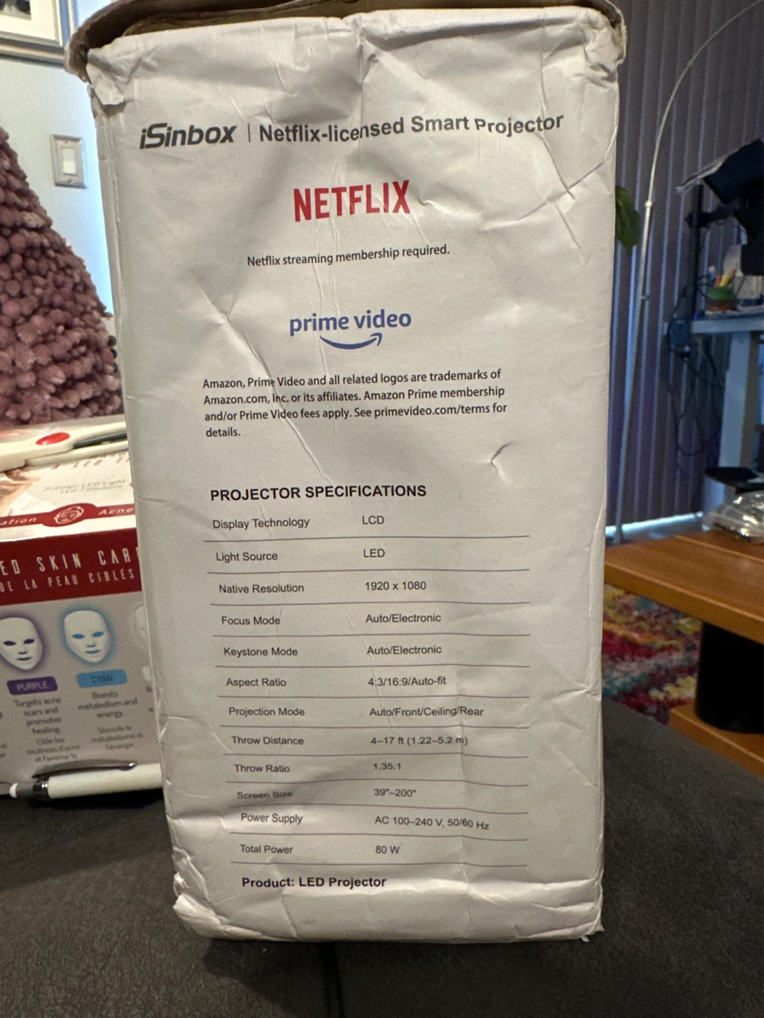 iSinbox YG381 Netflix-licensed Smart Projector - photo 2