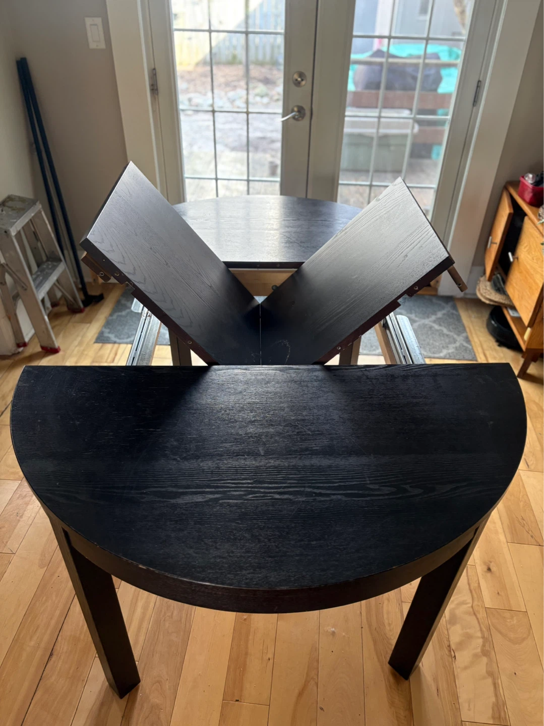 Round Black Extendable Dining Table - photo 2