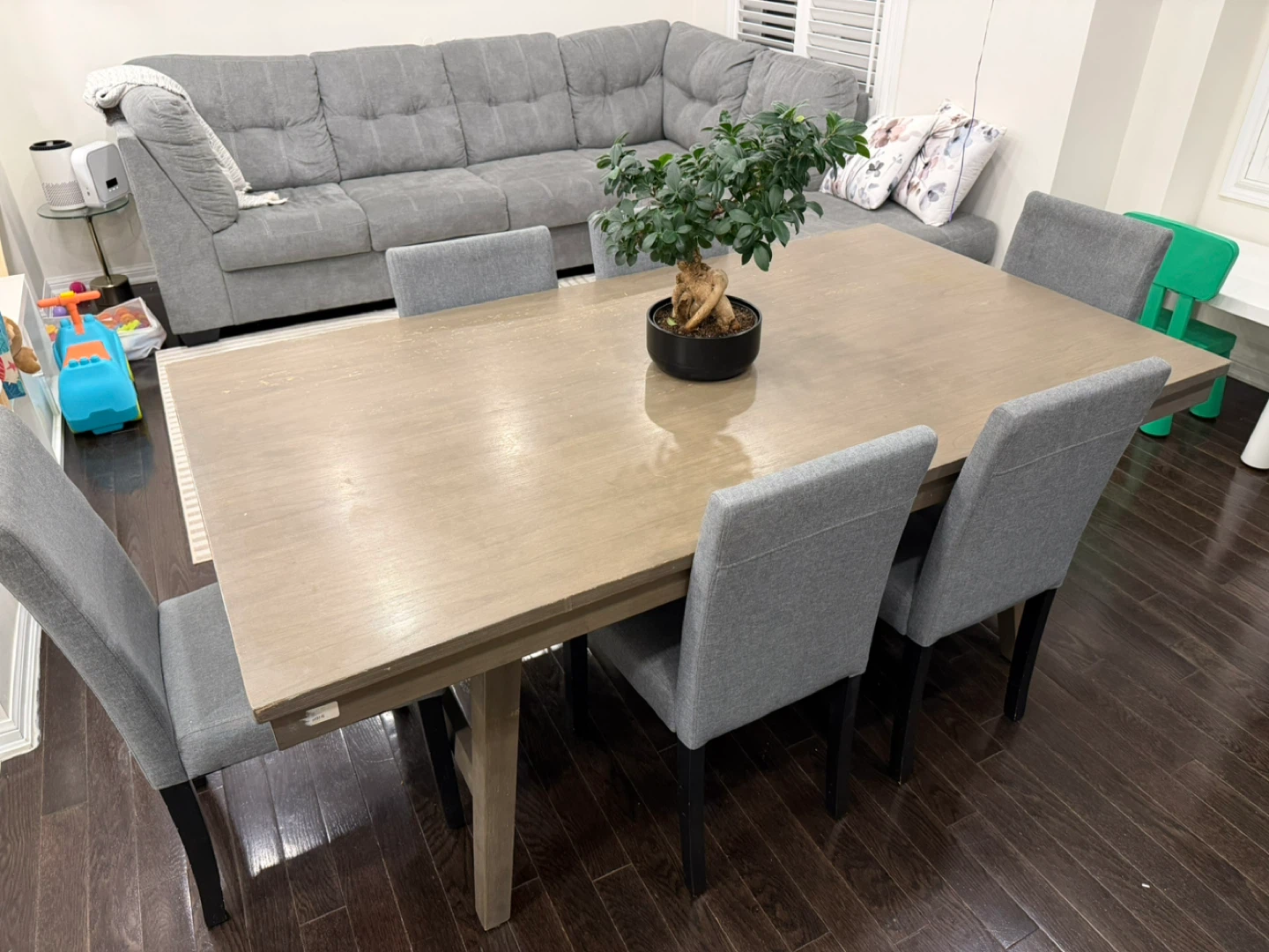 Rectangular Dining Room Table With 6 Chair– Solid Build - photo 4