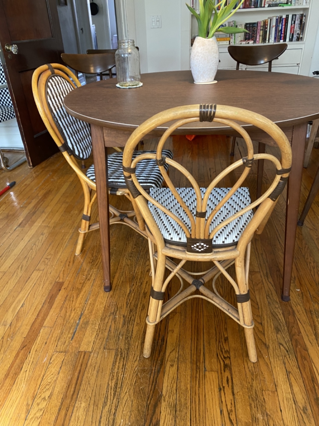 Set of 4 wicker bistro chairs - photo 2