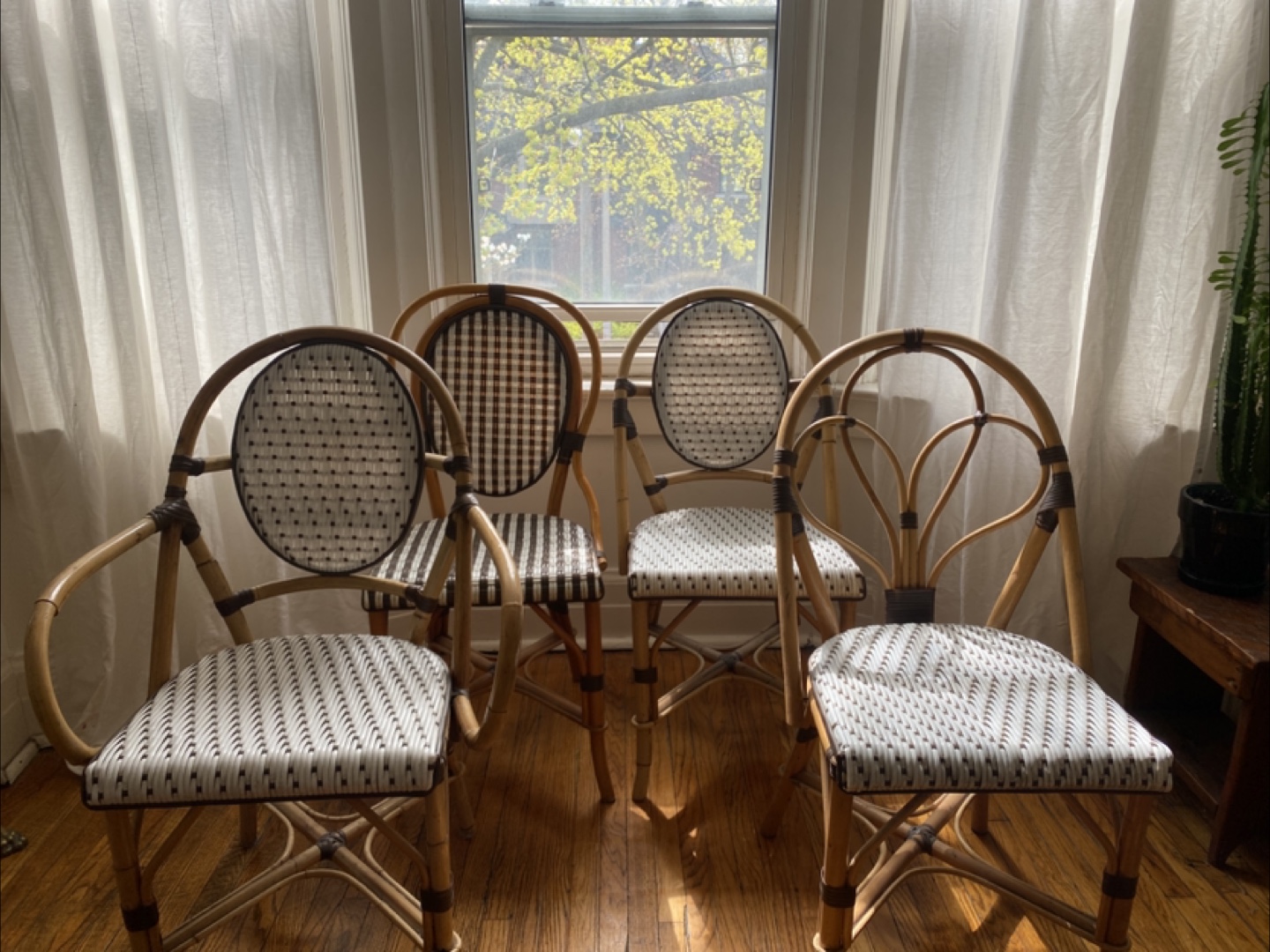 Set of 4 wicker bistro chairs