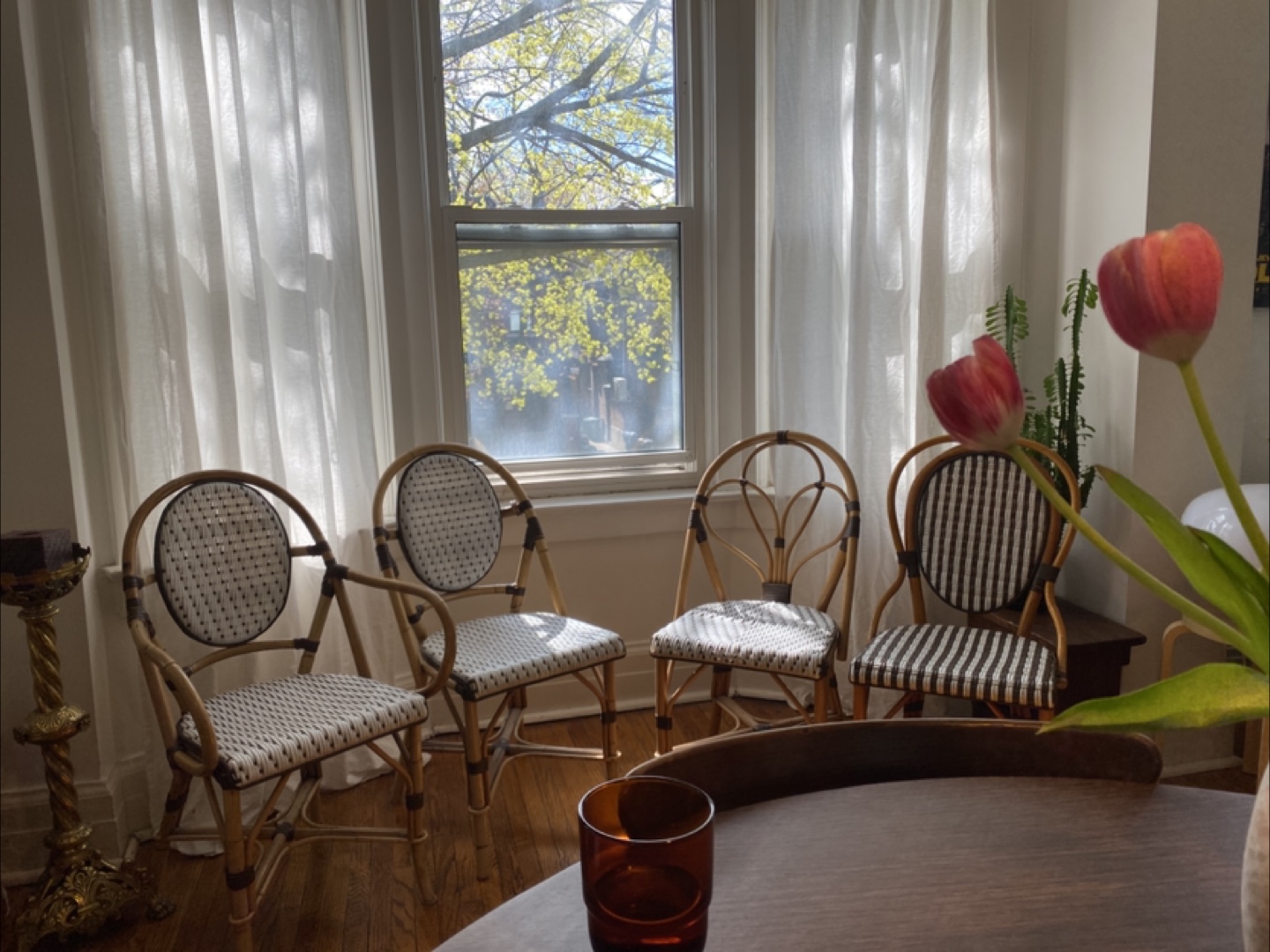 Set of 4 wicker bistro chairs - photo 3
