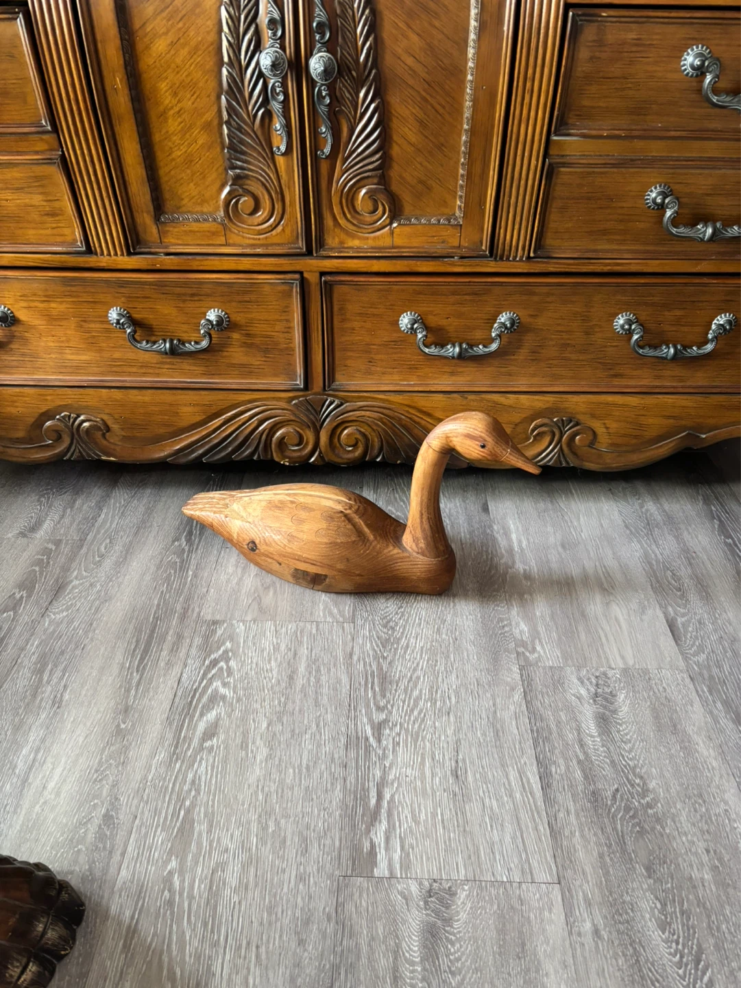 Wooden Duck Figurine - photo 2