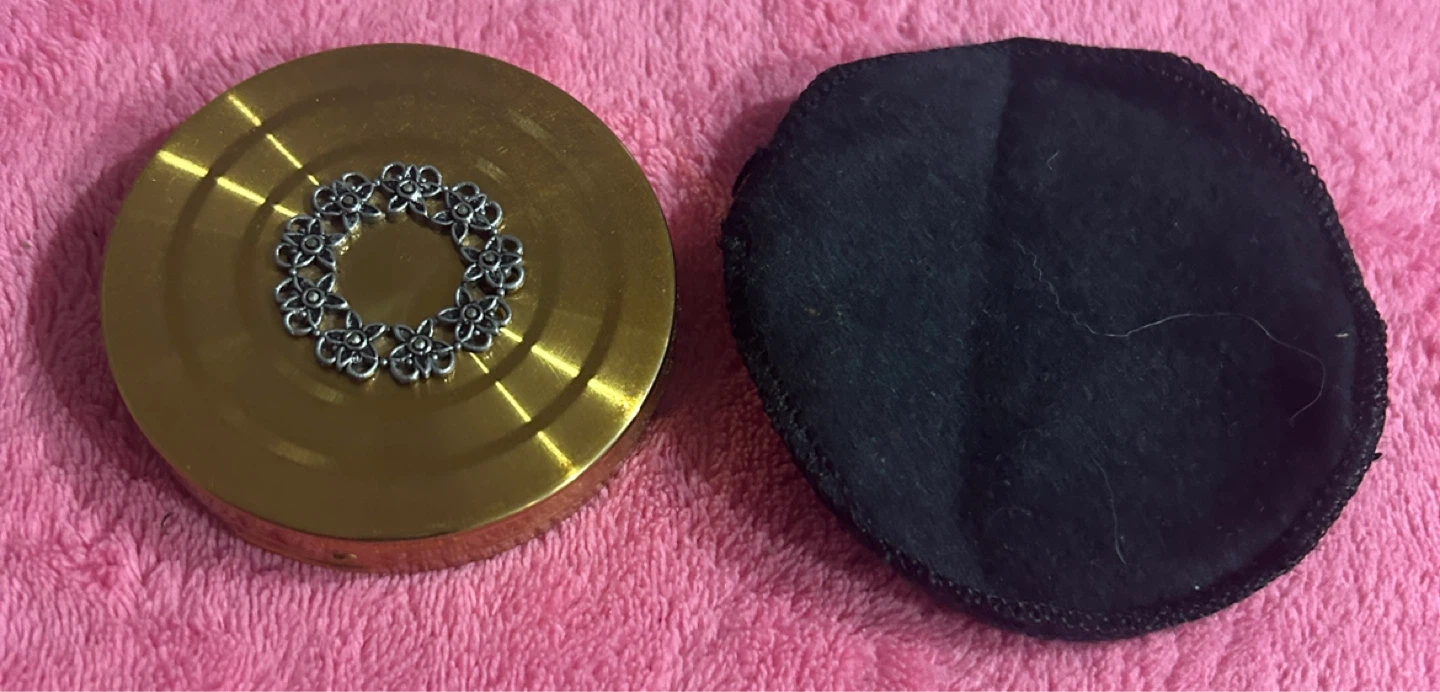 Vintage Margaret Rose Convertible Compact Made in England - photo 5