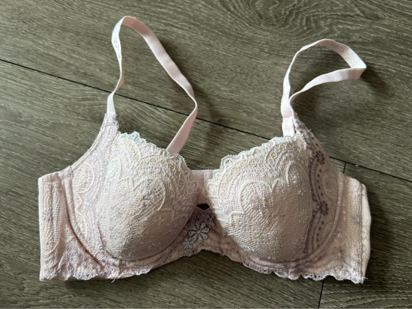 Triumph Pink Lace Bra 34-36B or B75