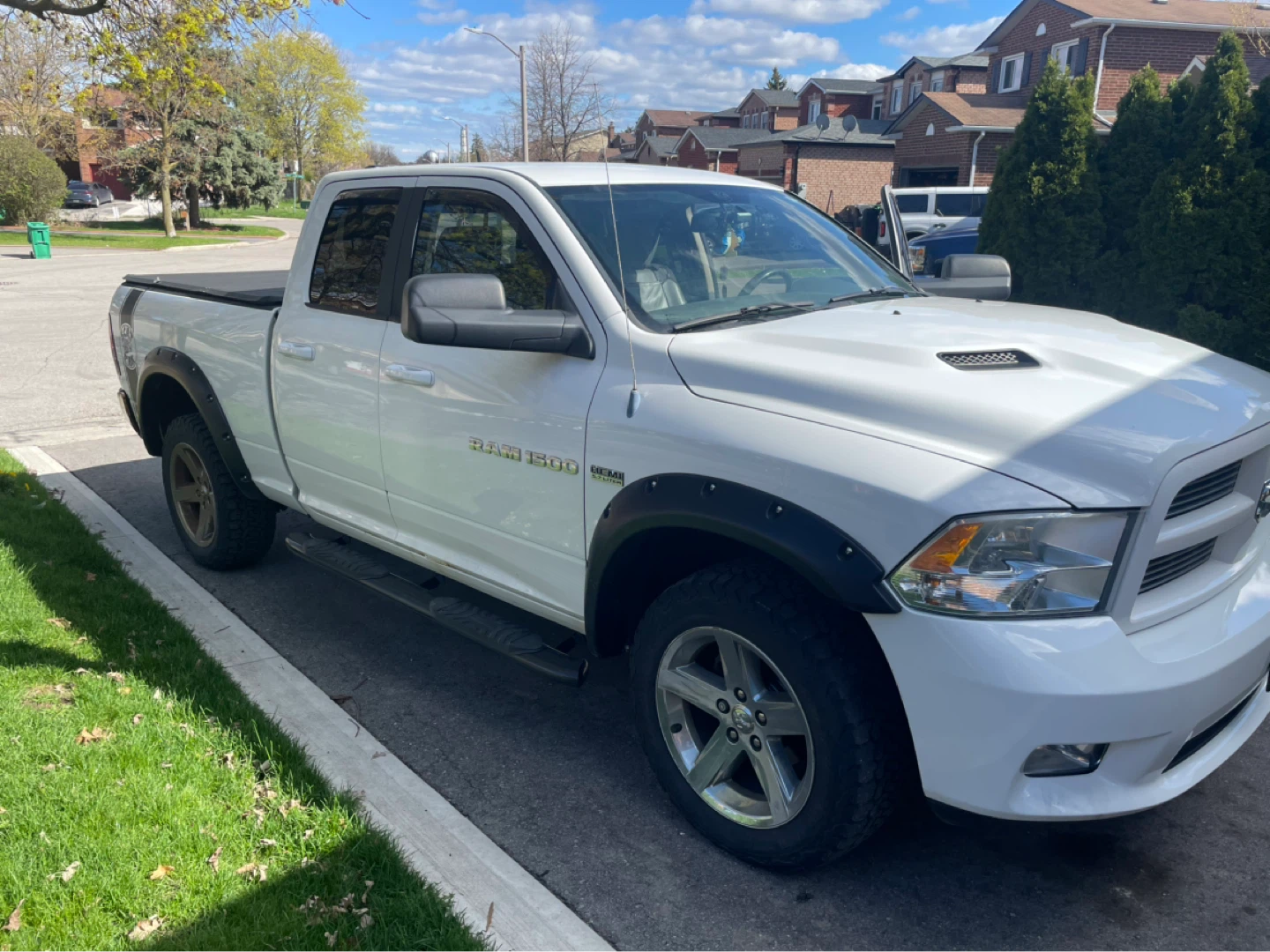 2011 Dodge Ram 1500 Pickup Truck - photo 4