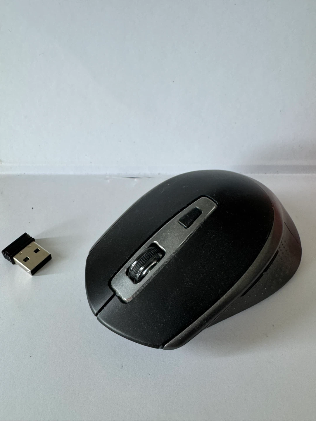 Wireless Optical Mouse with USB Dongle