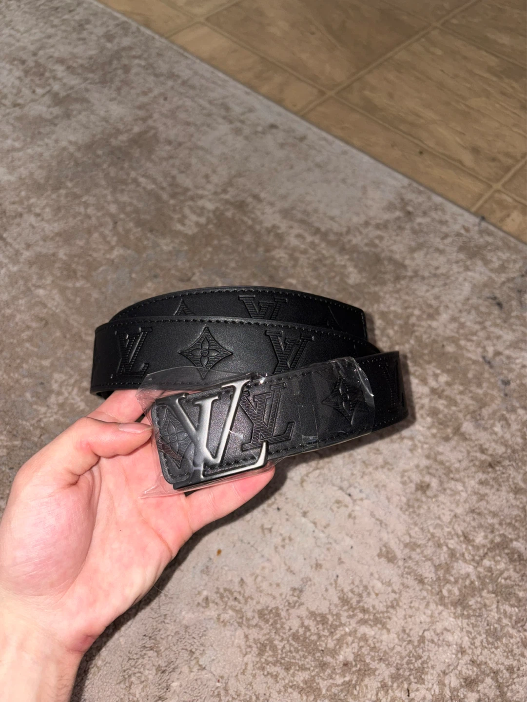 Black lv belt