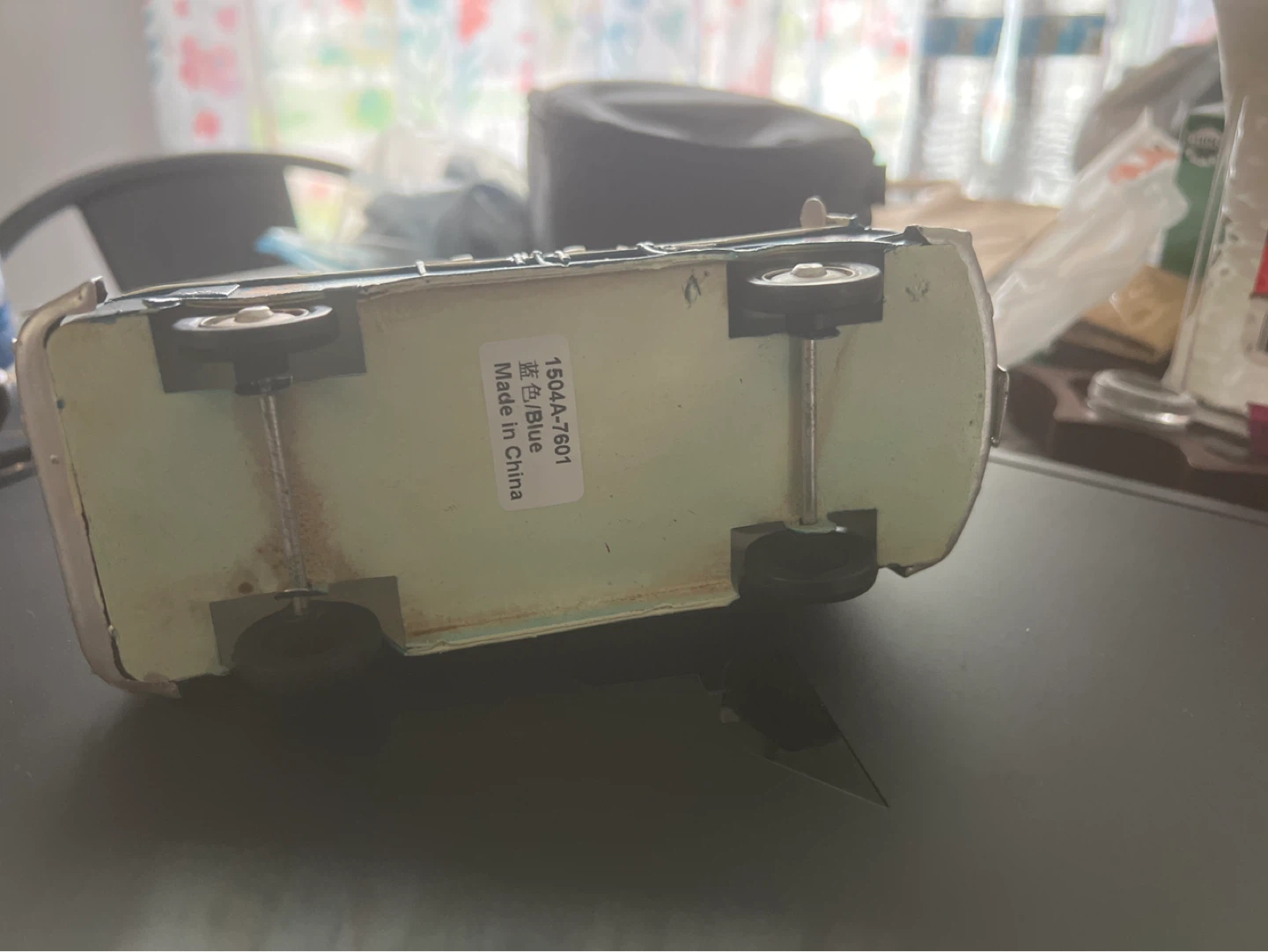 Vintage Style Camper Van Metal Model - photo 5