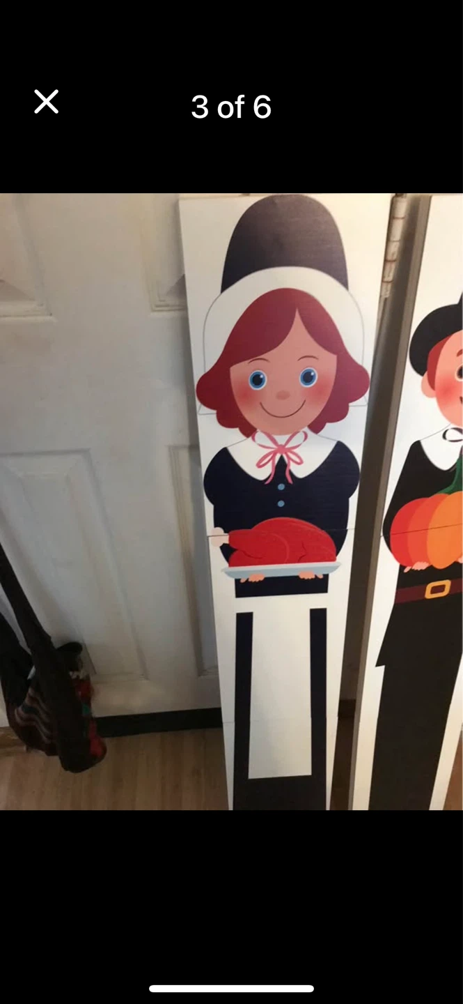 Outdoor wooden pilgrims stands - photo 3