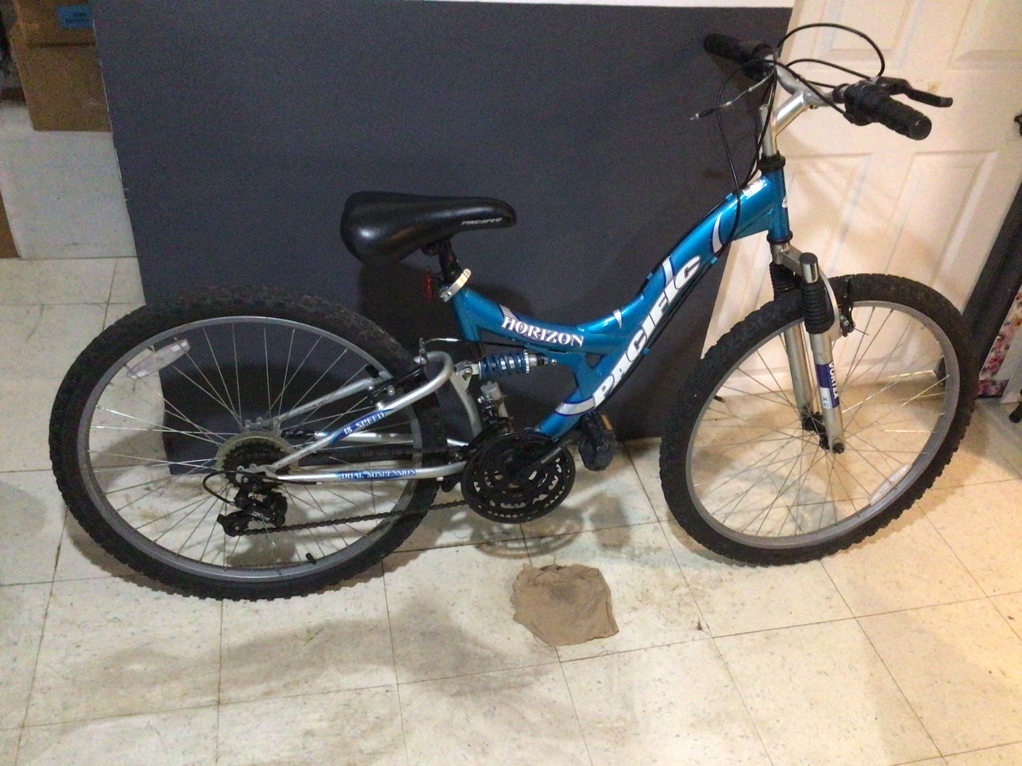 PACIFIC 18 SPEED 24" MOUNTAIN BIKE - photo 5