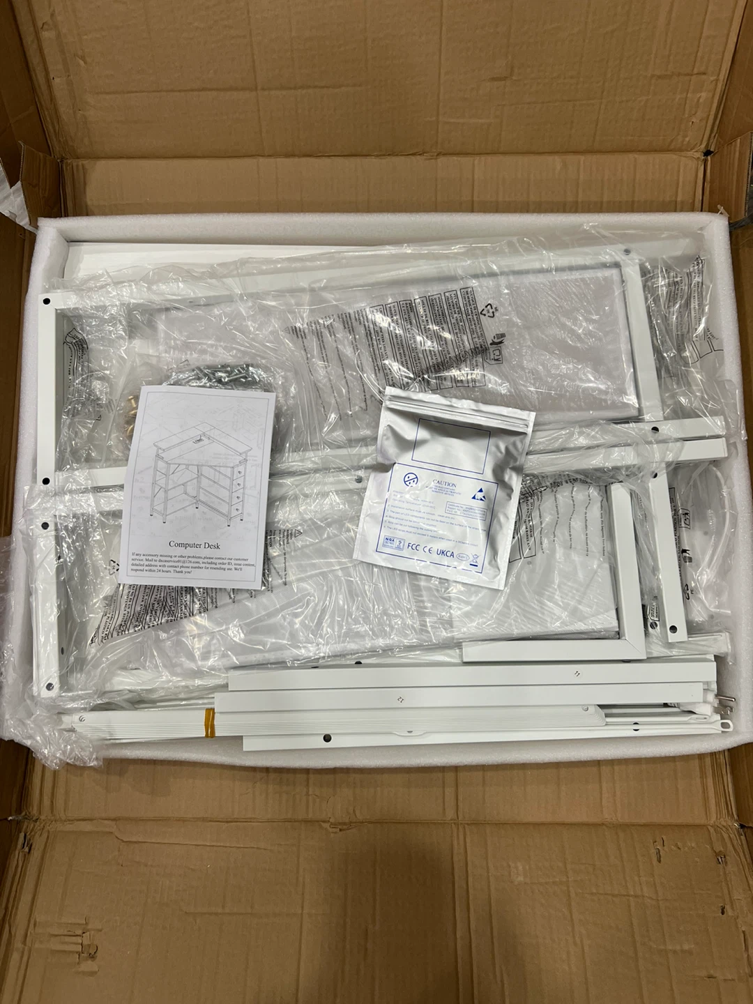 VENNQD Corner Desk (brand new) - photo 5