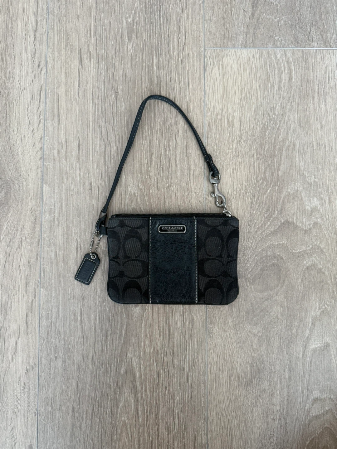 Coach Signature C Wristlet Pouch - Black